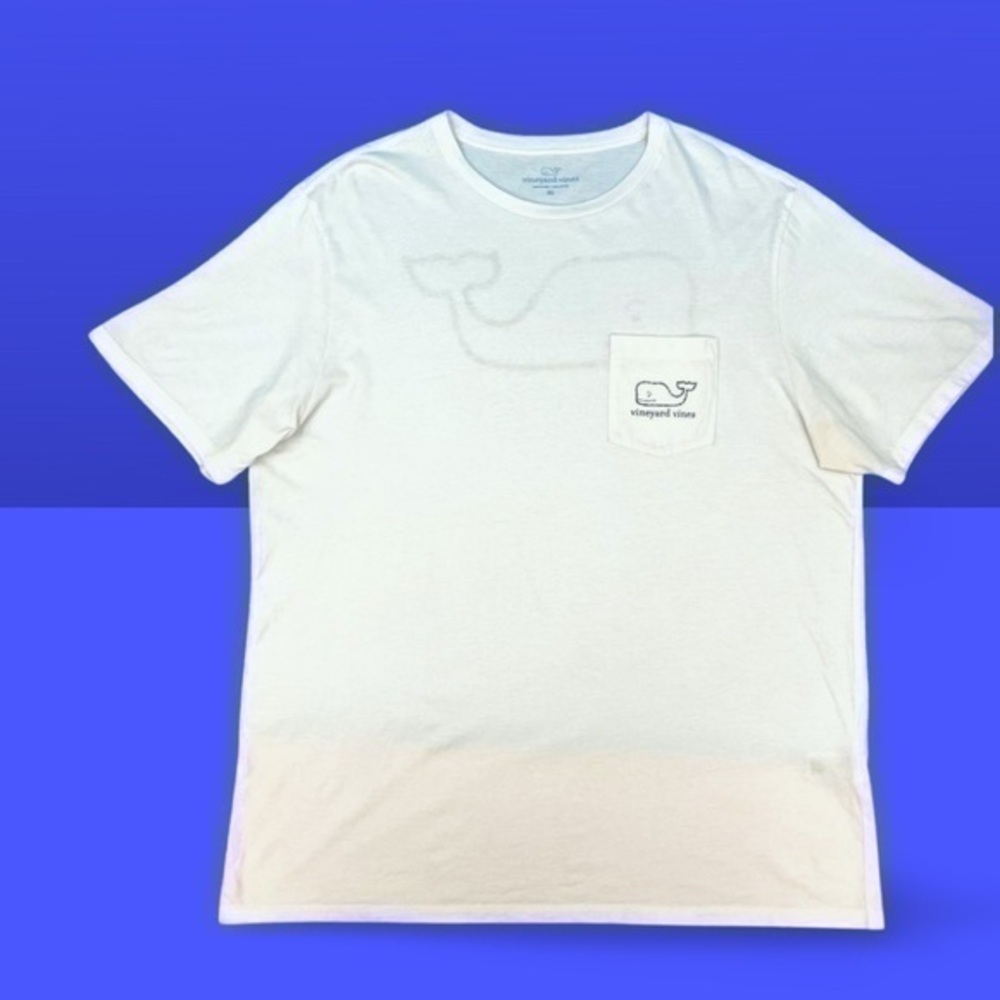 Like new! Vineyard Vines Pocket Tee